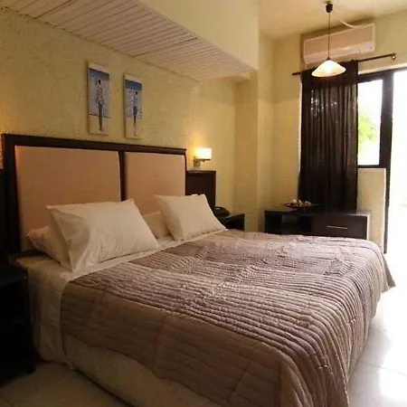 Ξενοδοχείο Sivila 3*